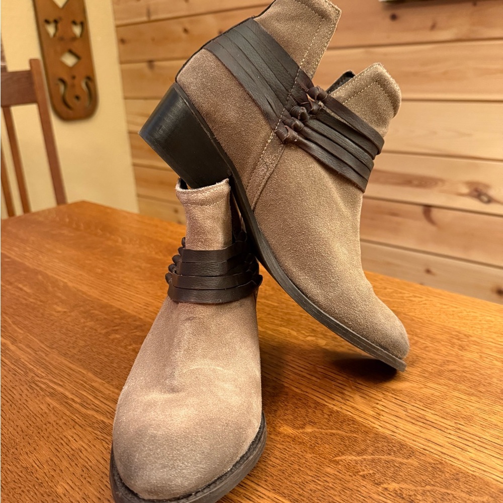 Diba Tan Suede and Leather Boho Ankle Boots size 10
